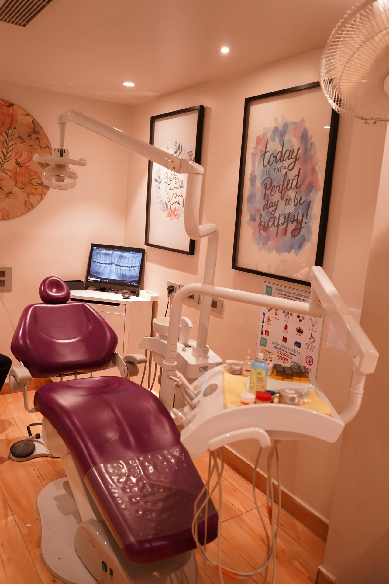 State-of-the-art endodontic suite for root canal treatment at Radix Cosmo Dental, East Delhi